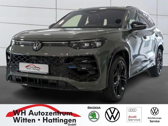 Volkswagen Tayron 1,5 l eHybrid DSG R-Line Black Style AHK, Panor... 2026 Hybride / Benzine