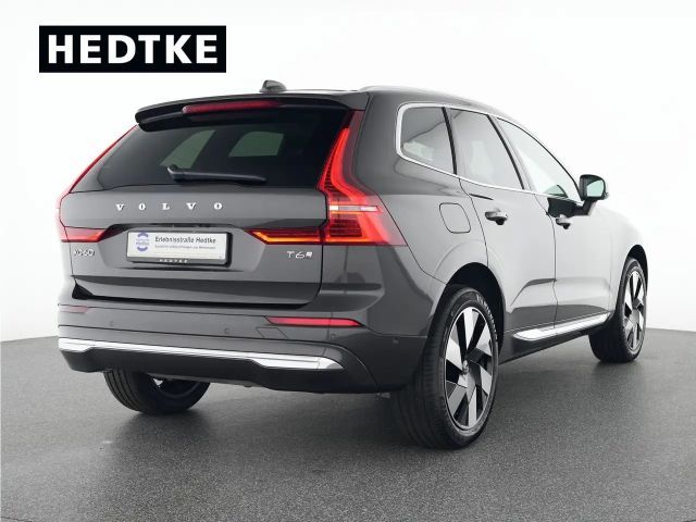 Volvo XC60 T6 AWD Plug-in Hybrid Ultra Bright B&W*HUD 2025 Hybride / Benzine