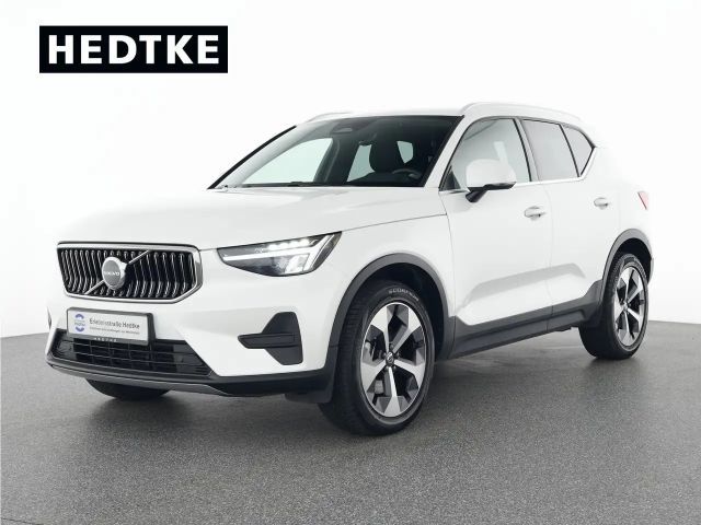 Volvo XC40 B4 Benzin Geartronic Plus Bright 2023 Benzine