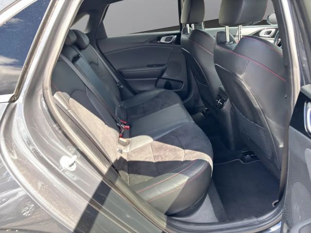 Kia Ceed / cee'd