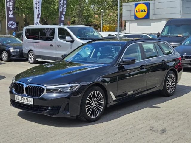 BMW 520 d Touring Park-Assistent 2022 Diesel