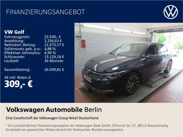 Volkswagen Golf VIII 1.5 eTSI DSG Style Navi LED SHZ ACC PD 2023 Benzine