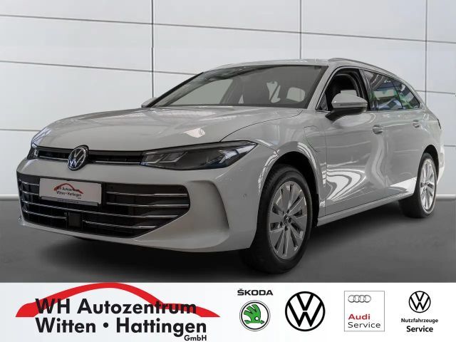 Volkswagen Passat Variant 1.5 TSI eHybrid DSG Business NAVI LED REARVIEW ... 2026 Hybride / Benzine