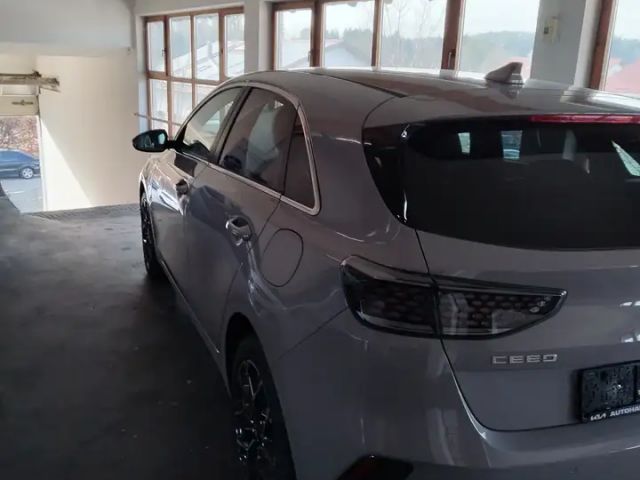Kia Ceed / cee'd