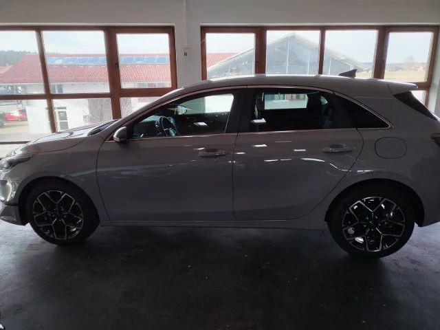 Kia Ceed / cee'd