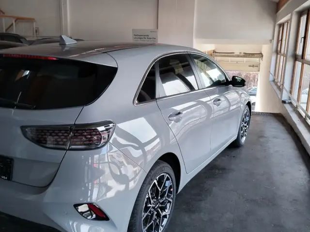 Kia Ceed / cee'd
