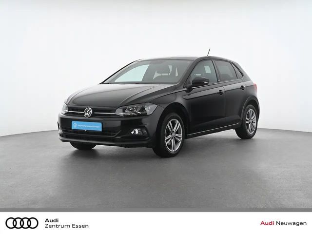 Volkswagen Polo VI Active 2021 Benzine