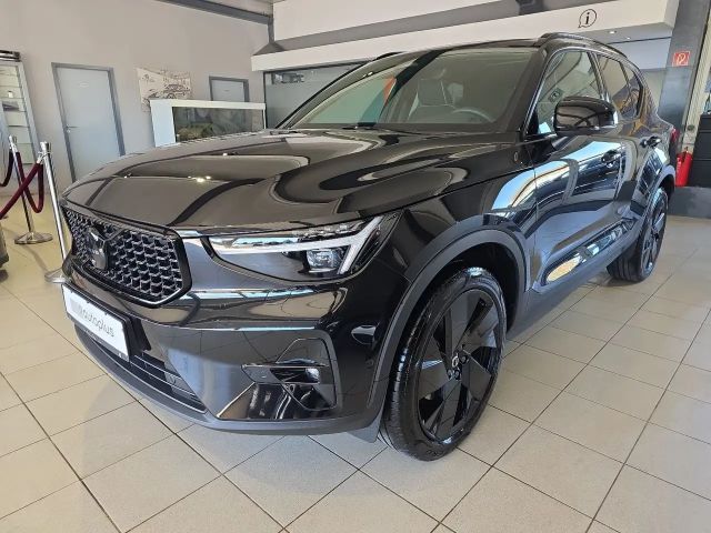 Volvo XC40 B4 Ultra Black Edition ACC BLIS 360° Winter 2025 Benzine