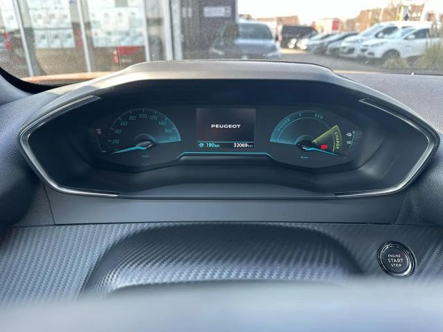 Peugeot e-2008