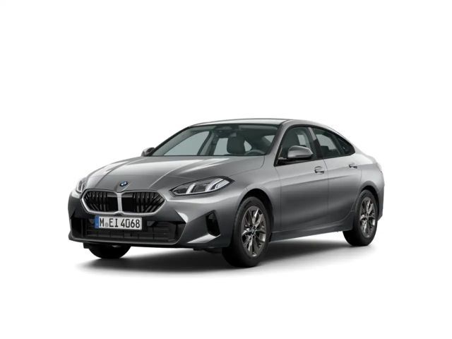 BMW 220 Gran Coupe AUTOMATIK 18'' NAVI LED AHK PARKEN KAME 2025 Benzine