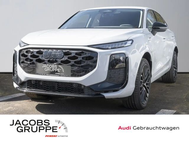 Audi Q3 Sportback TFSIe 200KW S line Black/AHK//Tech Plus 2026 Hybride / Benzine