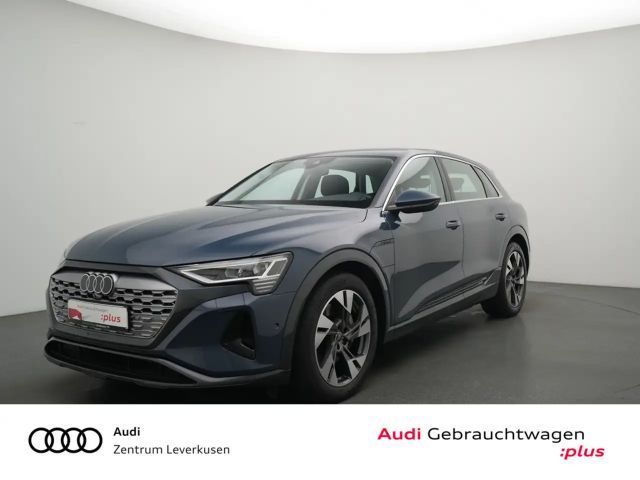 Audi Q8 e-tron 55 quattro advanced MATRIX PANO B&O 2023 Elektrisch