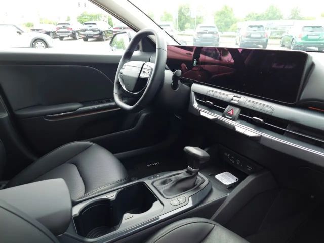 Kia K4