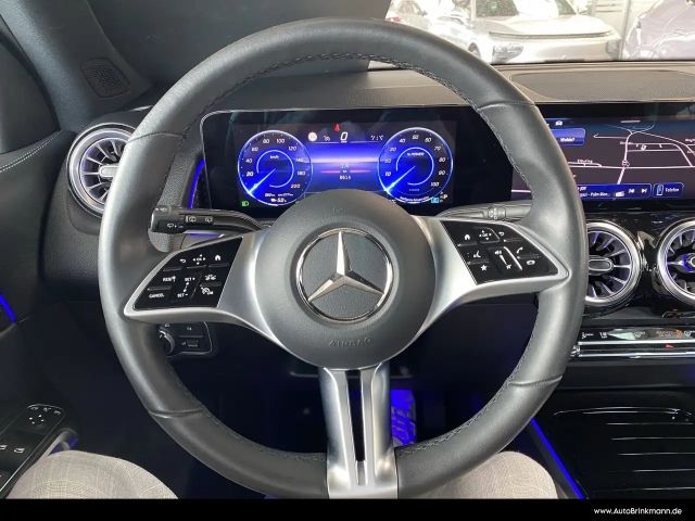 Mercedes-Benz EQB 250