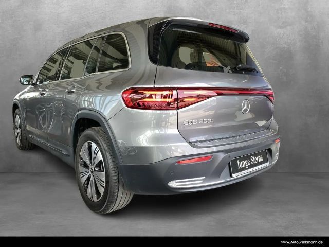 Mercedes-Benz EQB 250