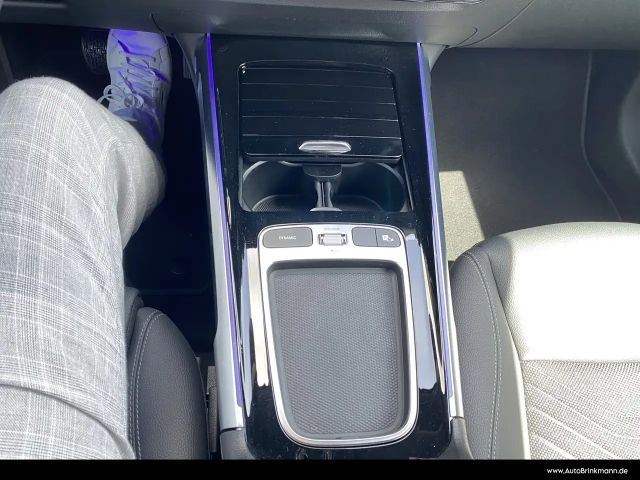 Mercedes-Benz EQB 250