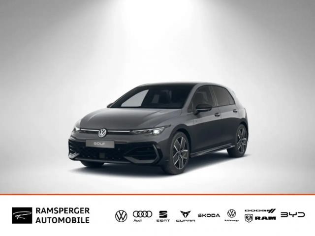 Volkswagen Golf 1.5 eTSI DSG R-Line AHK ACC Matrix Pano Kam 2025 Benzine