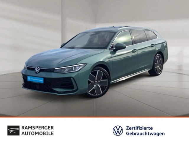 Volkswagen Passat Variant 2.0 TSI DSG R-Line 4M. AHK Standh 2025 Benzine