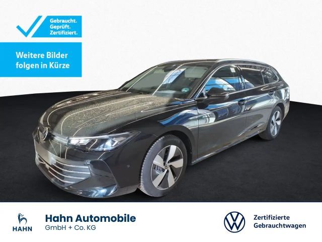 Volkswagen Passat Variant 1.5eTSI DSG Business AHK 360° LED 2025 Benzine