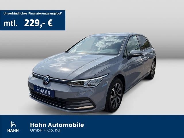 Volkswagen Golf VIII 2.0TDI DSG Active LED CAM Navi SHZ APP 2022 Diesel