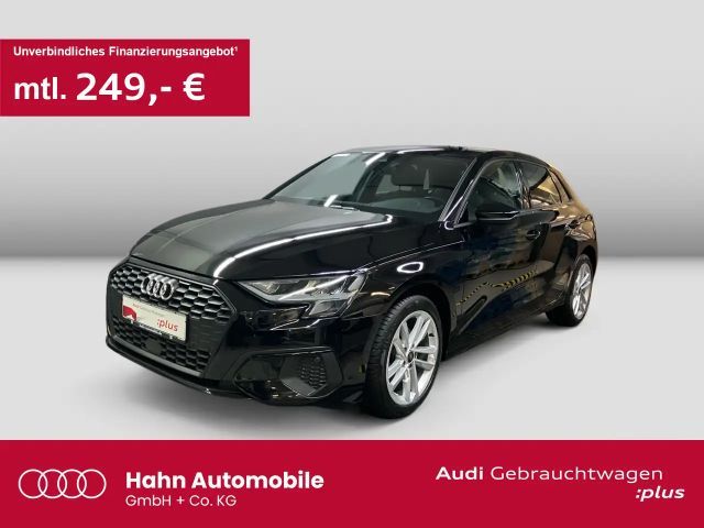 Audi A3 30 TFSI ACC Carplay Standh PDC Sitz 2023 Benzine
