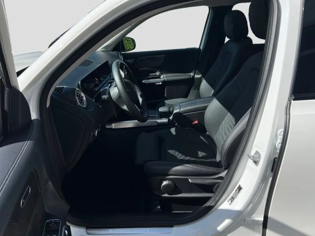Mercedes-Benz GLB 250