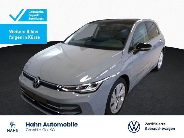 Volkswagen Golf VIII 1.5TSIe DSG Goal LED ACC Pano APP Cam 2025 Hybride / Benzine