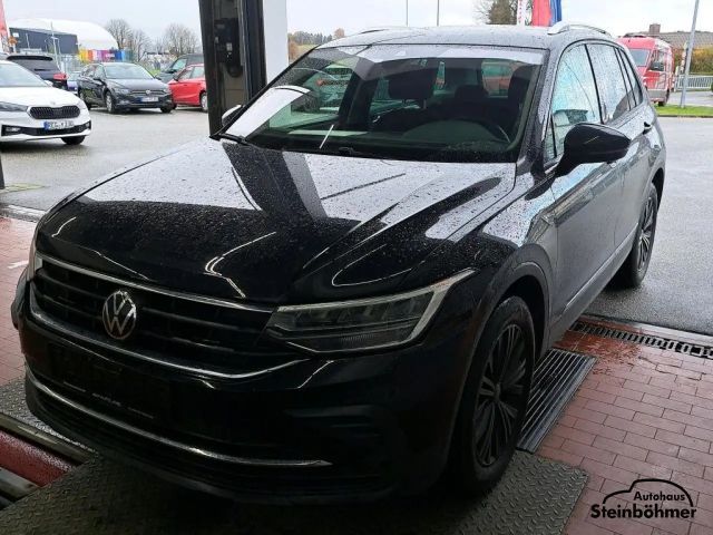 Volkswagen Tiguan Active 2.0TDI DSG LED NAV AHK ACC SHZ Navi 2023 Diesel
