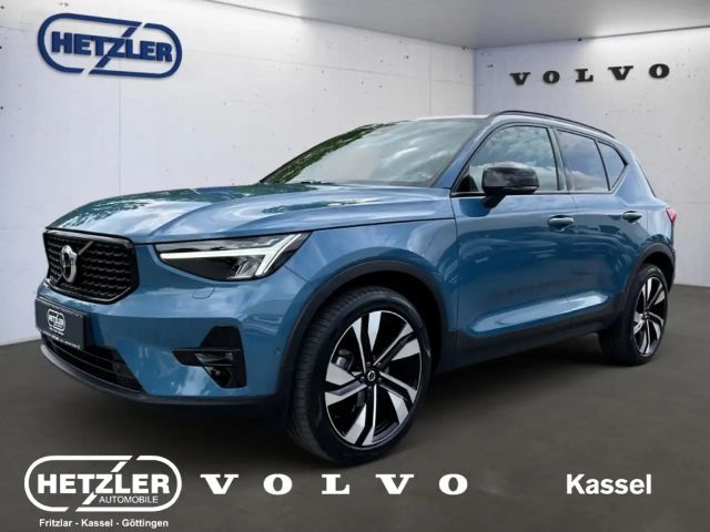 Volvo XC40 B4 Ultimate Dark AWD StandHZG AHK Digitales Cockpi 2023 Benzine