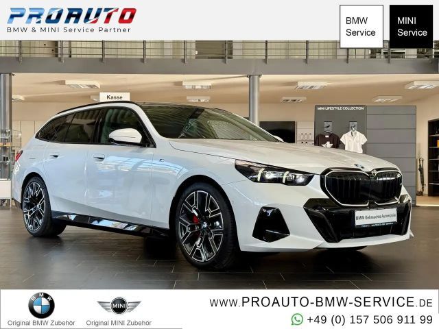 BMW 520 d xDr Tour. M Sport Pro 360°/Pano/Travel/20"/AHK 2025 Diesel