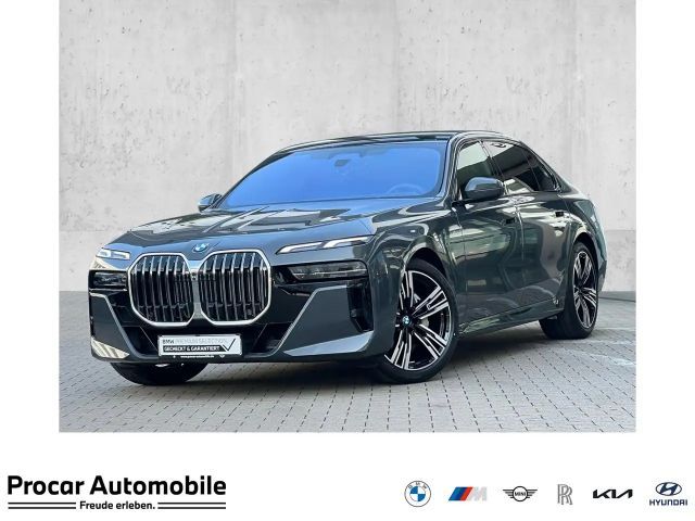 BMW 740 d xDrive M Sport SkyPano DA Prof PA Prof AHK 2025 Diesel