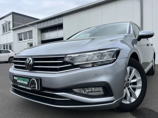 Volkswagen Passat Variant 2.0 TDI DSG Business 156€ m.20% Anz. AHK STHZ Na 2023 Diesel