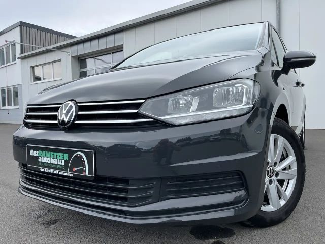 Volkswagen Touran 2022 Benzine