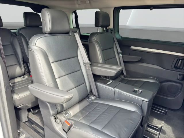 Peugeot Traveller