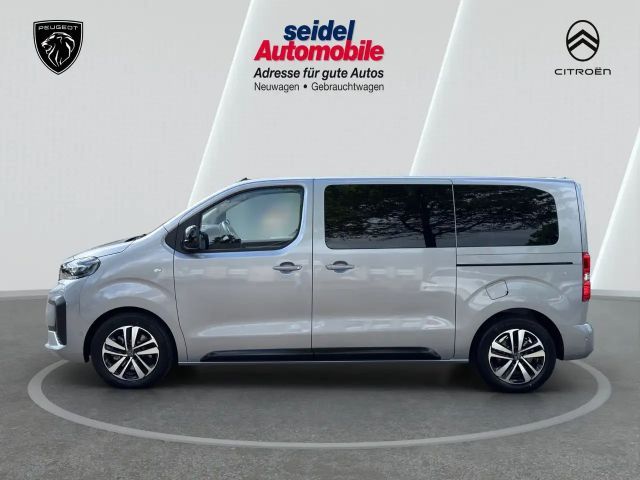 Peugeot Traveller
