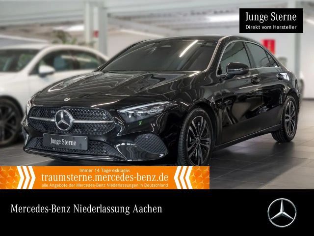 Mercedes-Benz A 220 Lim 4M PROGRESSIVE+MULTIBEAM+KAMERA+TOTW+8G 2025 Benzine