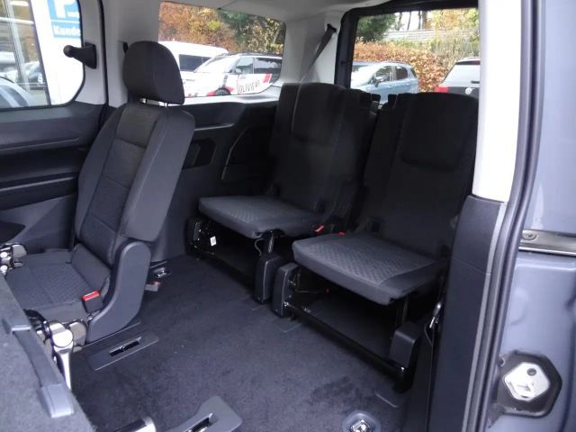 Ford Grand Tourneo