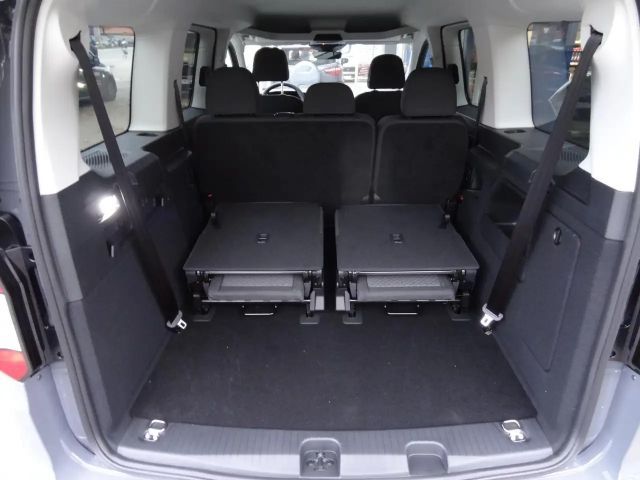 Ford Grand Tourneo
