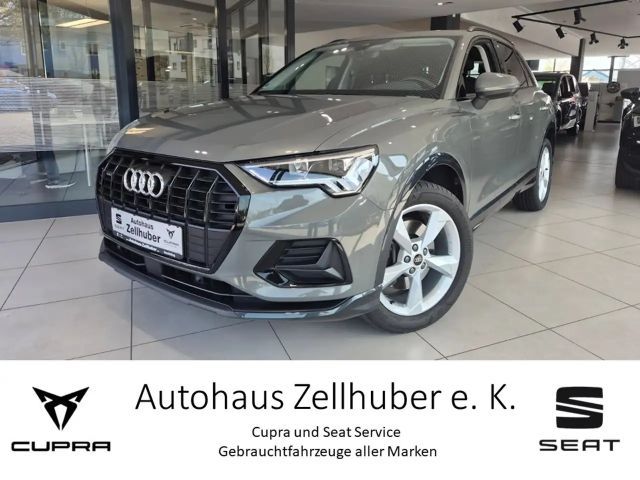 Audi Q3 40TFSI quattro S tronic *AHK*ACC*Navi*Shz* 2022 Benzine