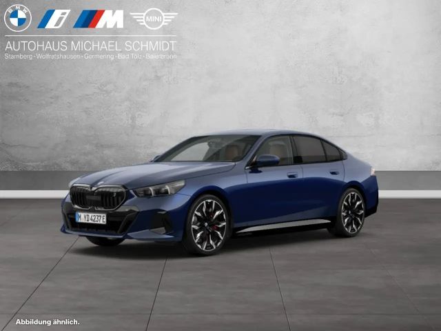 BMW i5 xDrive40 Limousine M Sportpaket Head-Up DAB 2026 Elektrisch