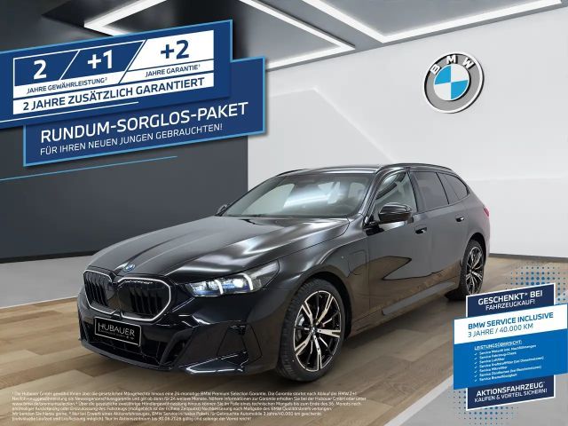 BMW 530 e xDrive Touring [M Sport, BSI Paket (3J/40.000km) 2025 Hybride / Benzine