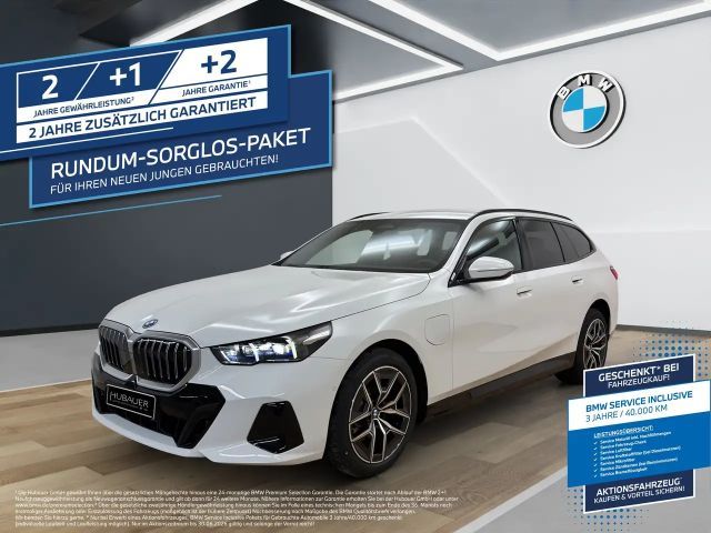 BMW 530 e xDrive Touring [M Sport, BSI Paket (3J/40.000km) 2025 Hybride / Benzine