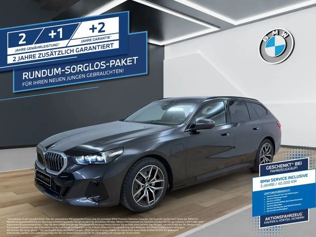 BMW 530 e Touring [M Sport, BSI Paket (3J/40.000km)] 2025 Hybride / Benzine