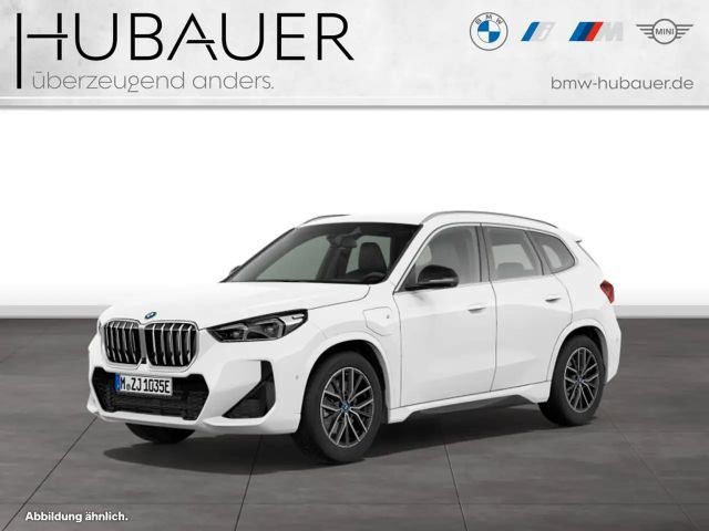 BMW X1 xDrive25e [M Sport, Navi, HUD, SHZ, 360°] 2023 Hybride / Benzine