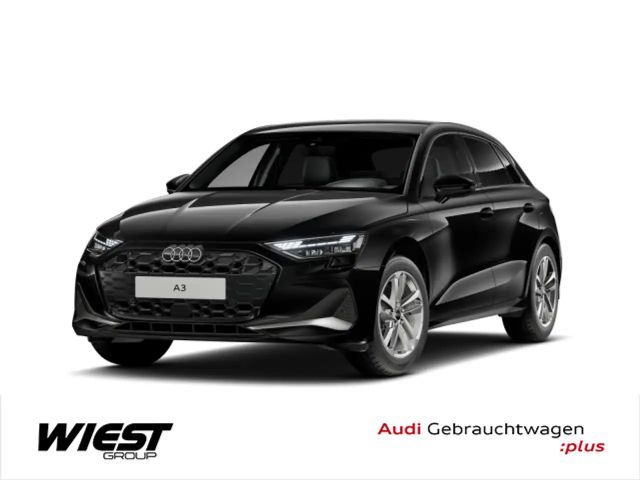Audi A3 adv. 35 TFSI Navi LED RFK ACC SHZ K 2025 Benzine