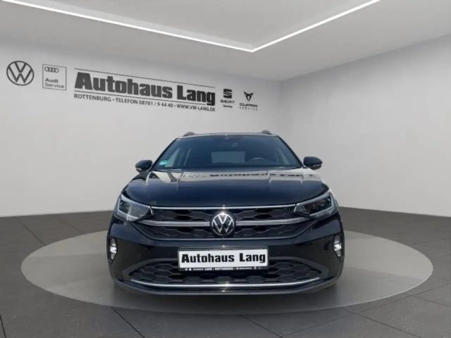 Volkswagen Taigo 1.0 TSI Move MATRIX LED IQ DRIVE Rear 8-fach berei 2023 Benzine