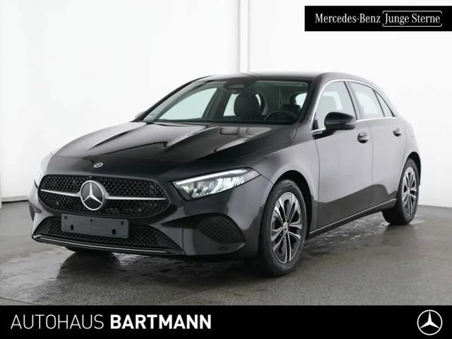 Mercedes-Benz A 180 A 180 PROGRESSIVE+LED+ KAMERA+JungerStern+MBUX++ 2025 Benzine