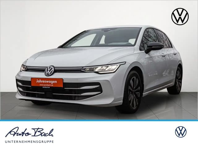Volkswagen Golf VIII 1.5 eTSI Goal DSG LED CarPlay ACC EPH 2025 Benzine