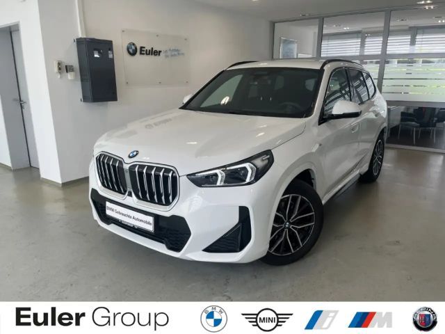 BMW X1 sDrive20i HUD AD Navi Digitales Cockpit Memory Sit 2024 Benzine