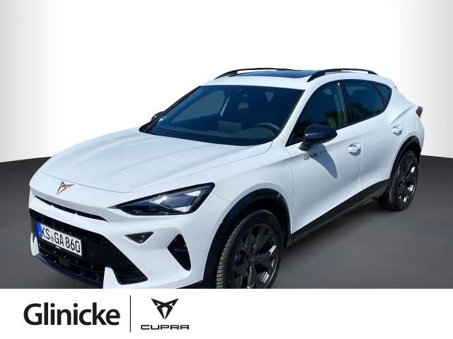 Cupra Formentor 1.5 eTSI DSG, AHK, RFK, PANO 2025 Benzine